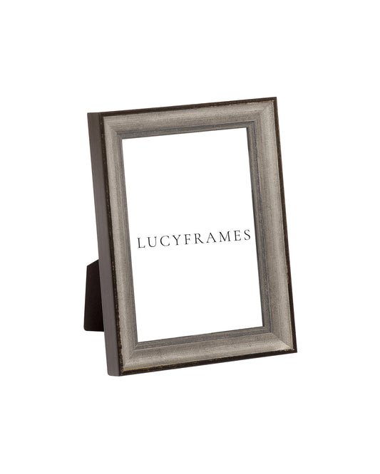 Xuxa Black and Silver Frame